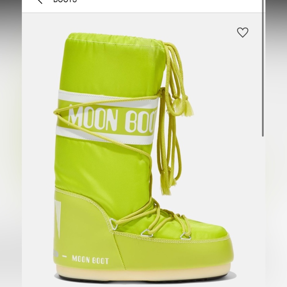 Moon boots